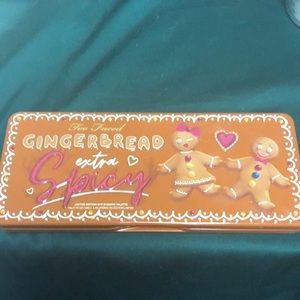 Too faced gingerbread extra spicy